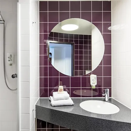 B&B Hotel Lueneburg 3* نيبورغ