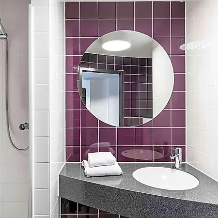 B&B Hotel Lueneburg 호텔 3*