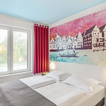 B&B Hotel Lueneburg 호텔 3*