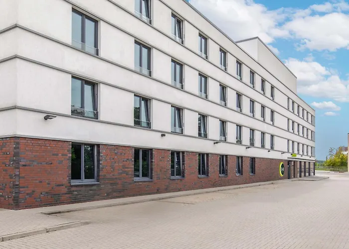 Hotel B&B Hotel Lueneburg 3*